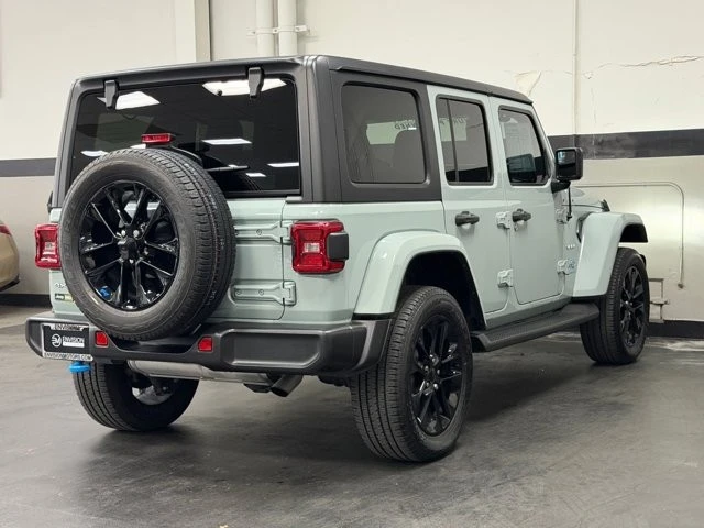 2023 Jeep JL Wrangler - Image 12 of 21