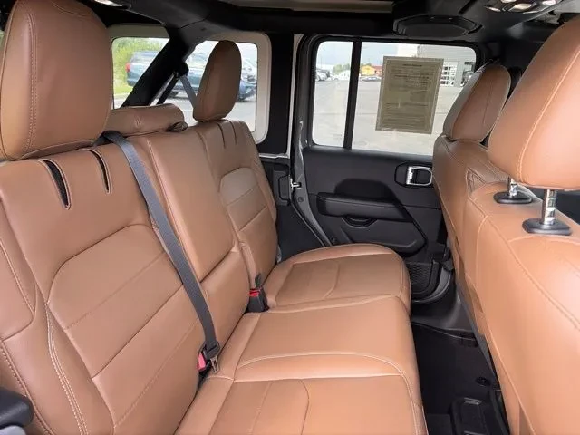 2023 Jeep JL Wrangler - Image 11 of 18