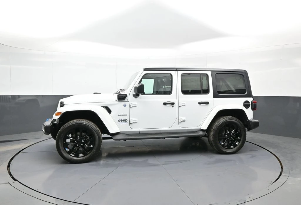 2023 Jeep JL Wrangler - Image 9 of 21