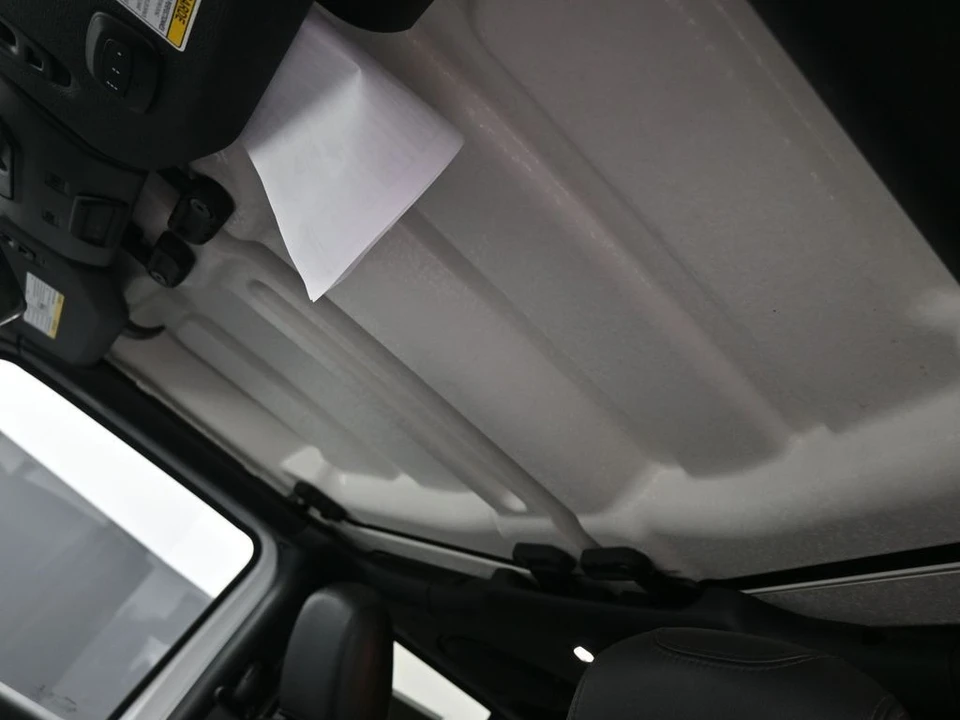 2023 Jeep JL Wrangler - Image 19 of 21