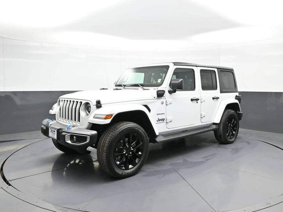 2023 Jeep JL Wrangler - Image 10 of 21