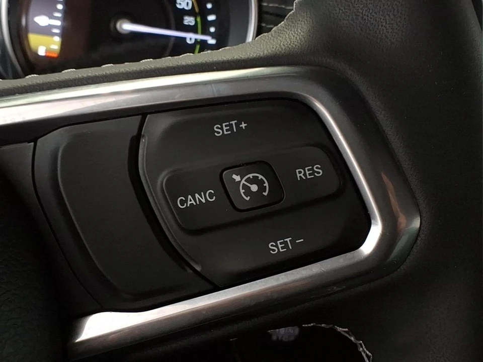 2023 Jeep JL Wrangler - Image 22 of 28