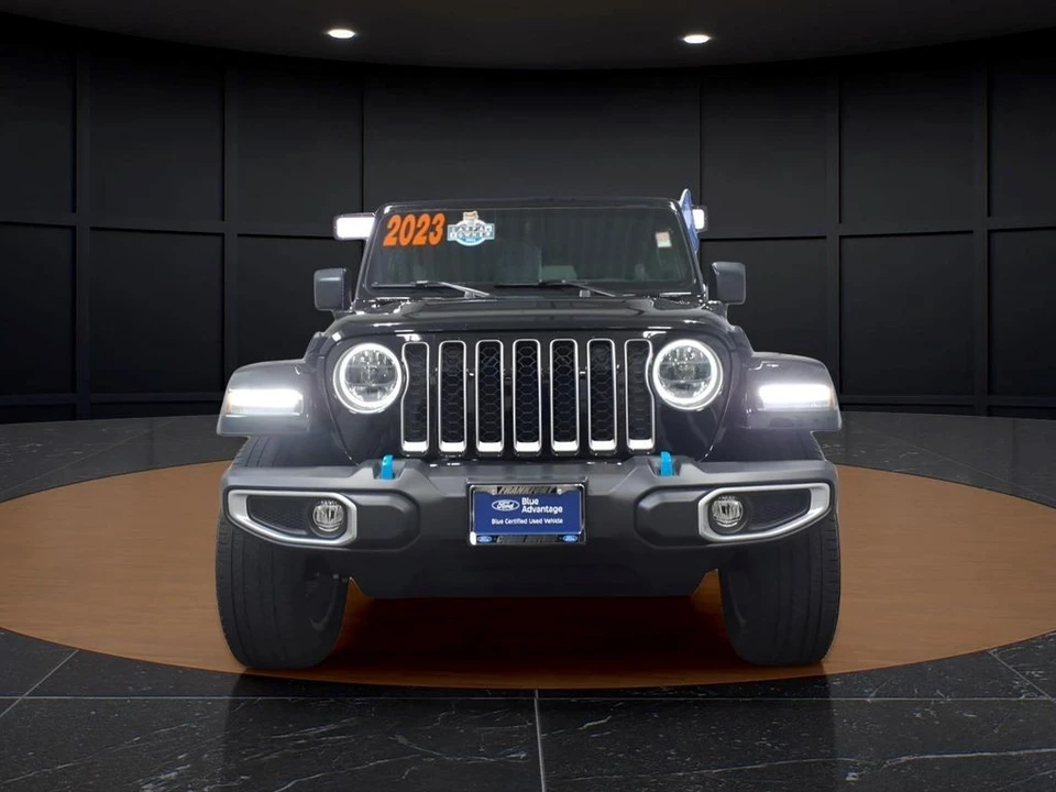 2023 Jeep JL Wrangler - Image 2 of 28