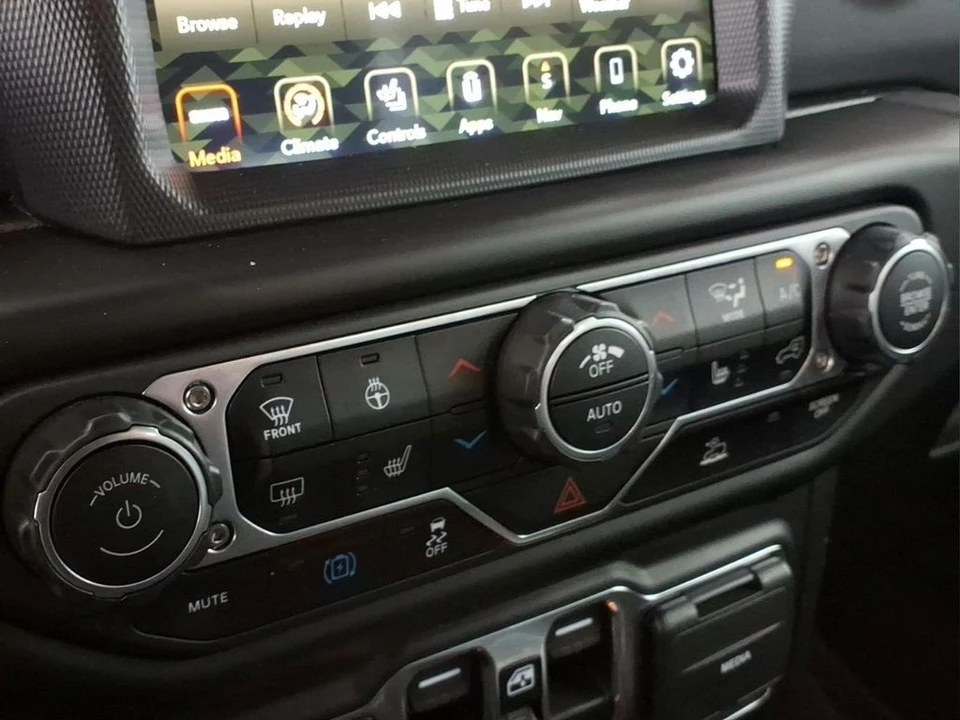2023 Jeep JL Wrangler - Image 8 of 28