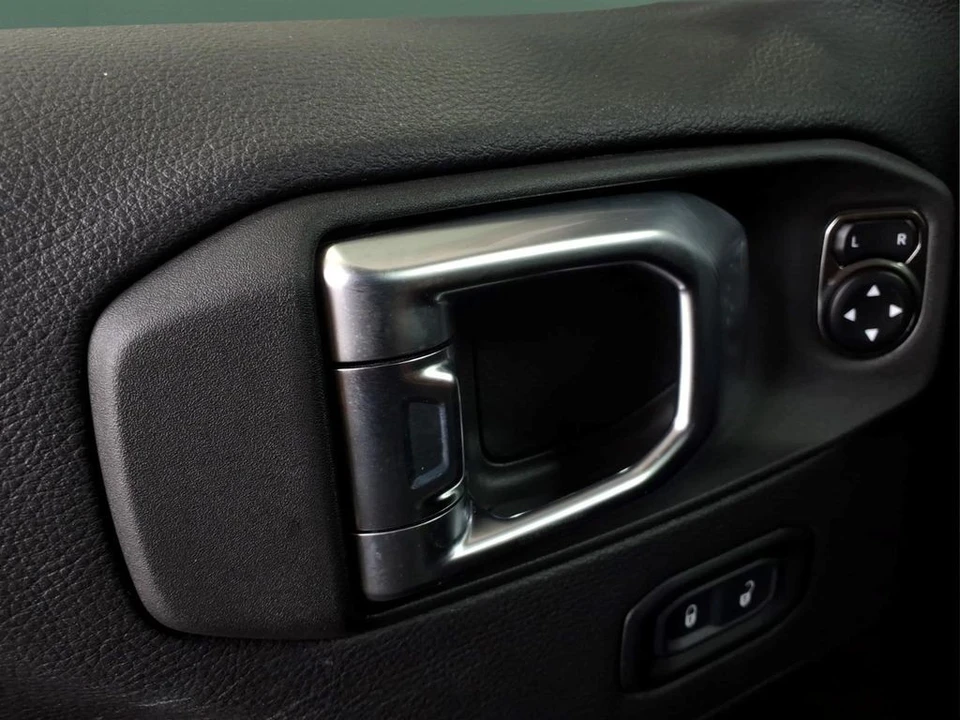 2023 Jeep JL Wrangler - Image 16 of 28