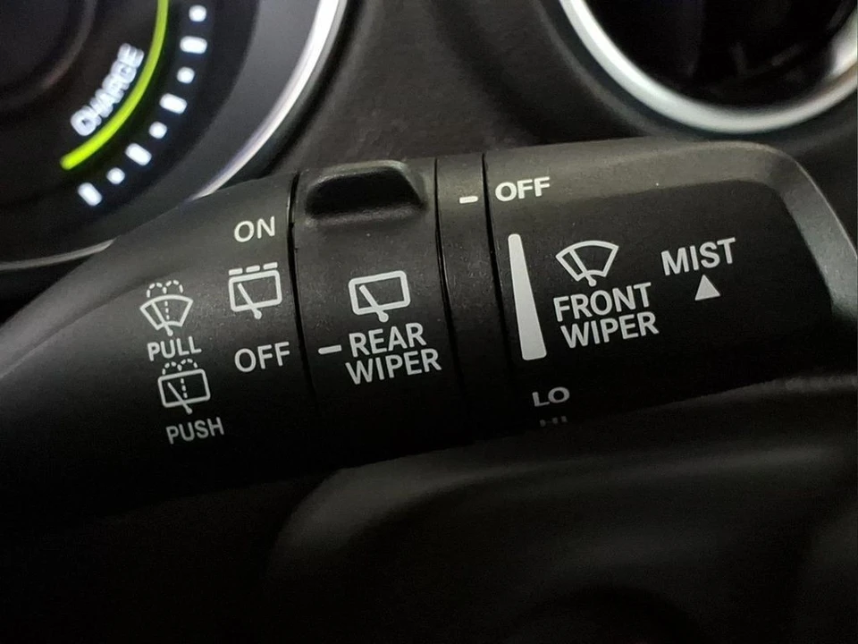 2023 Jeep JL Wrangler - Image 23 of 28