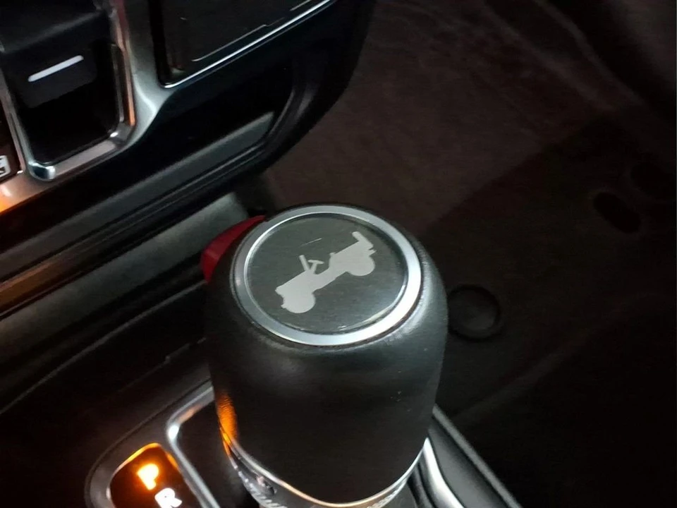 2023 Jeep JL Wrangler - Image 10 of 28
