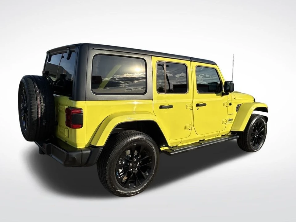 2023 Jeep JL Wrangler - Image 6 of 11