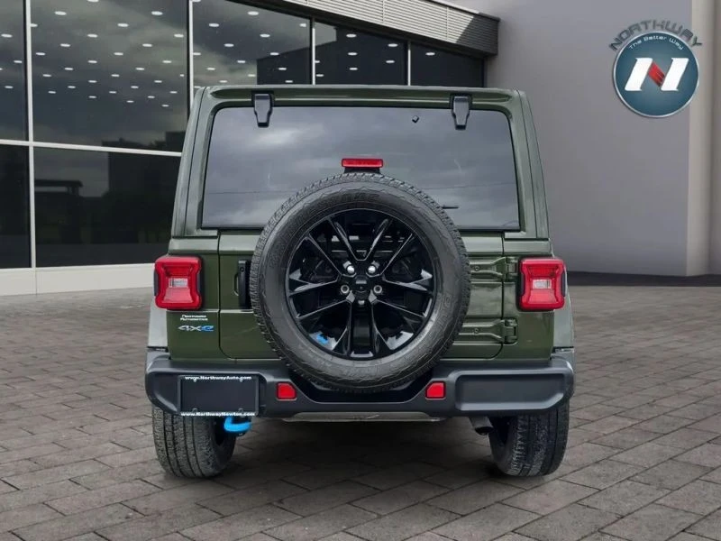 2023 Jeep JL Wrangler - Image 4 of 12