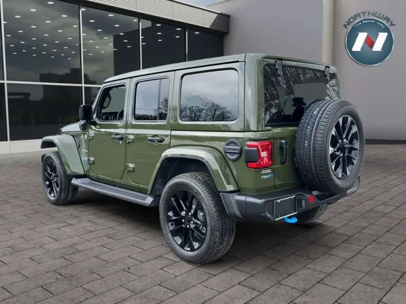2023 Jeep JL Wrangler - Image 3 of 12