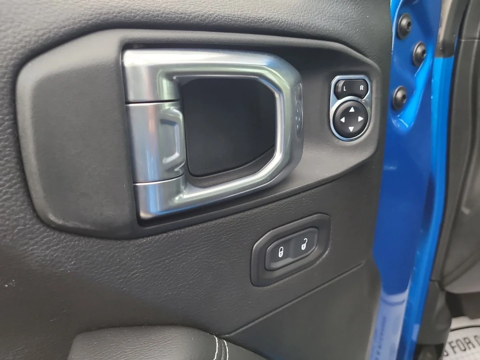 2023 Jeep JL Wrangler - Image 15 of 21