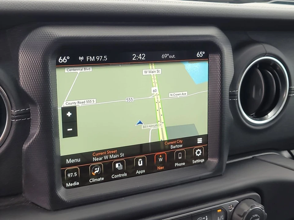 2023 Jeep JL Wrangler - Image 20 of 21