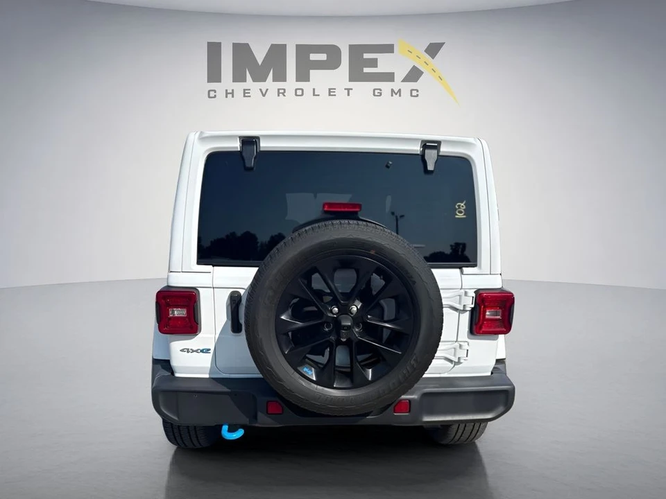 2023 Jeep JL Wrangler - Image 4 of 15