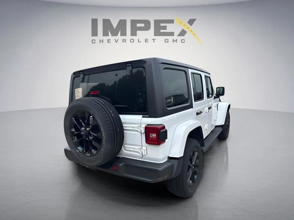 2023 Jeep JL Wrangler - Image 4 of 10