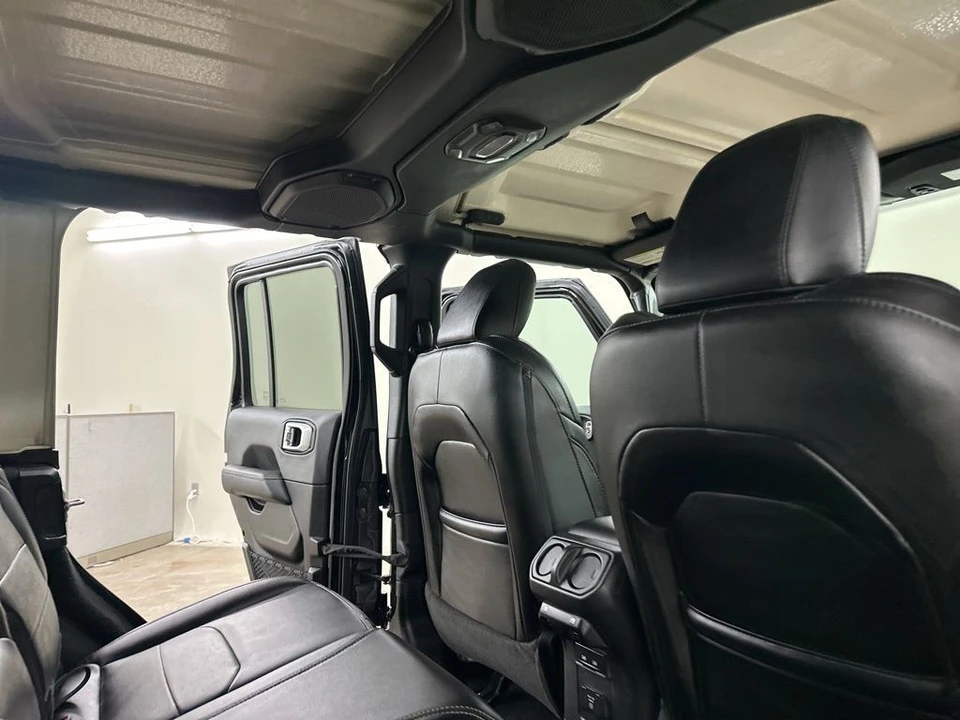2023 Jeep JL Wrangler - Image 22 of 31