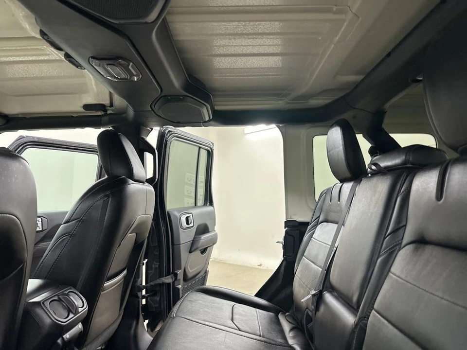 2023 Jeep JL Wrangler - Image 29 of 31