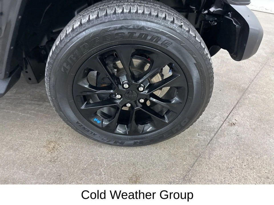 2023 Jeep JL Wrangler - Image 16 of 21