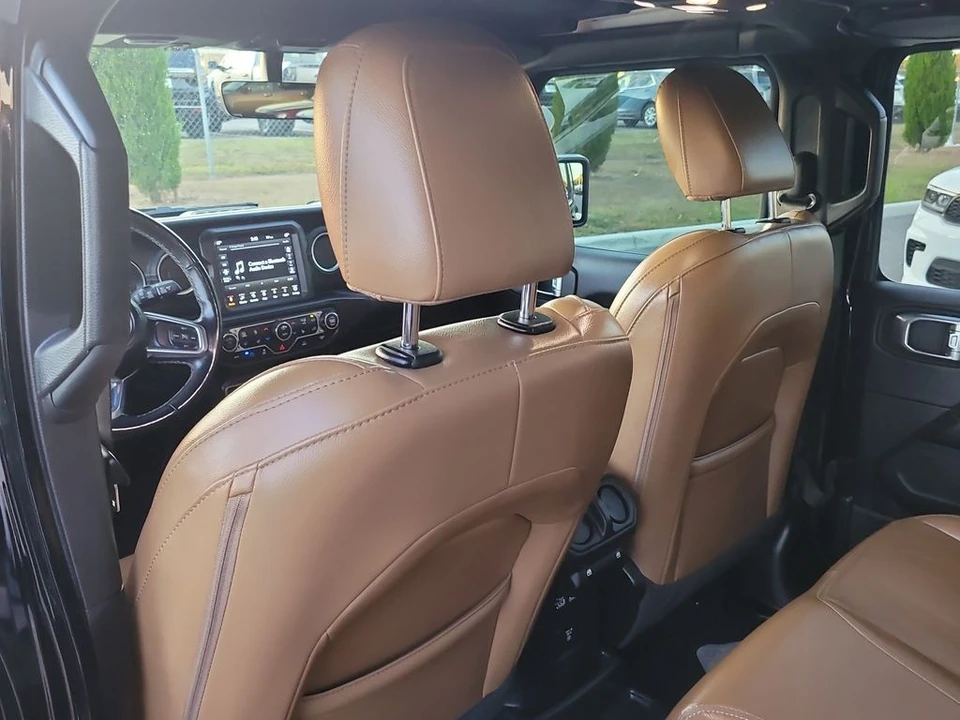 2023 Jeep JL Wrangler - Image 10 of 12