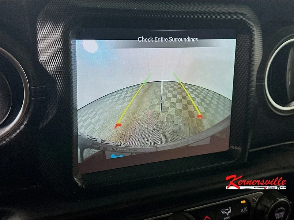 2023 Jeep JL Wrangler - Image 20 of 21