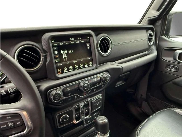 2023 Jeep JL Wrangler - Image 24 of 29