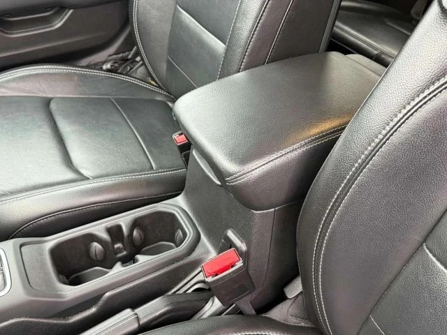 2023 Jeep JL Wrangler - Image 27 of 29