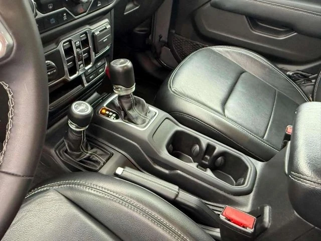 2023 Jeep JL Wrangler - Image 14 of 29