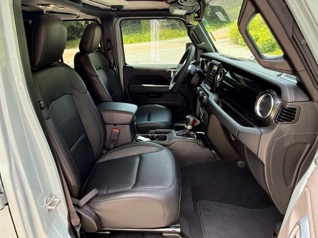 2023 Jeep JL Wrangler - Image 18 of 29