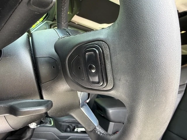 2023 Jeep JL Wrangler - Image 13 of 29