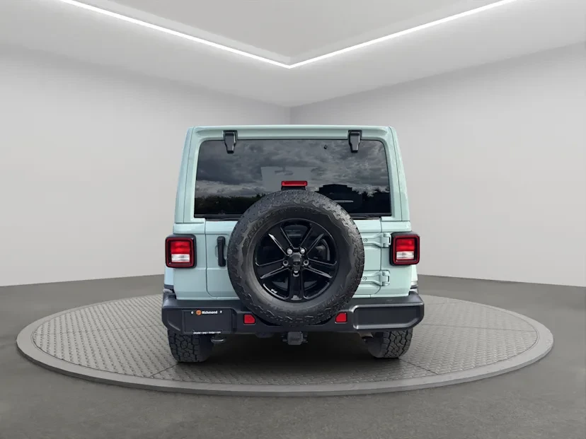 2023 Jeep JL Wrangler - Image 4 of 10