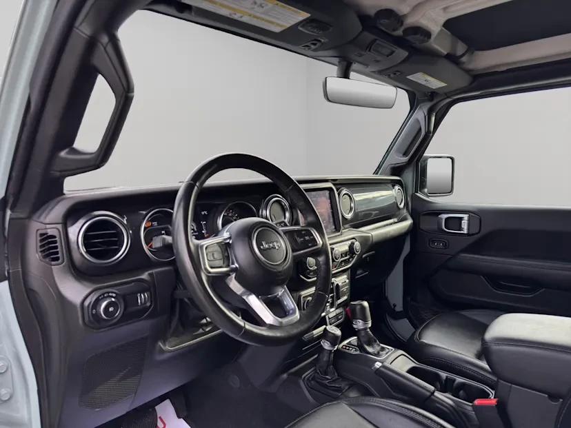 2023 Jeep JL Wrangler - Image 8 of 10