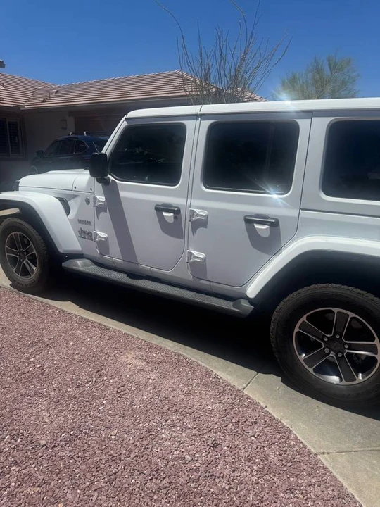 2023 Jeep JL Wrangler - Image 3 of 6