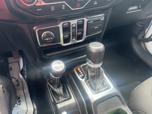 2023 Jeep JL Wrangler - Image 14 of 14