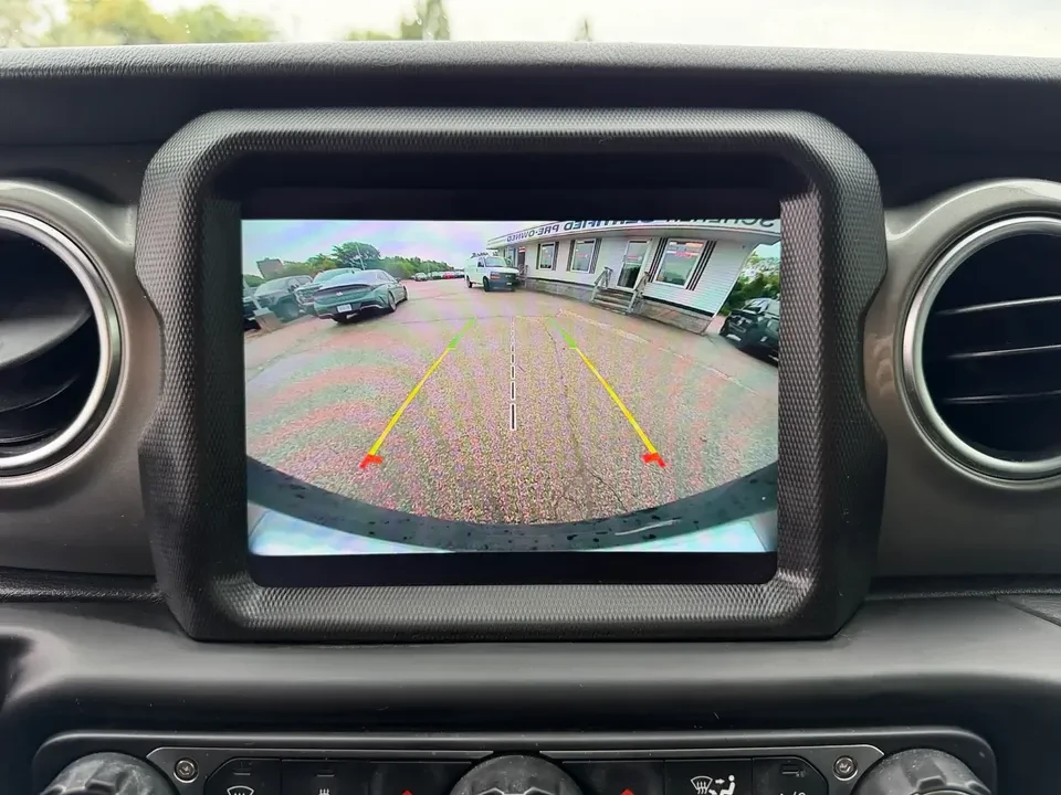 2023 Jeep JL Wrangler - Image 10 of 15