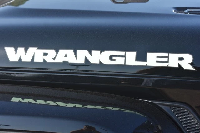 2023 Jeep JL Wrangler - Image 10 of 20
