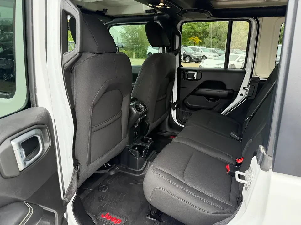 2023 Jeep JL Wrangler - Image 12 of 15