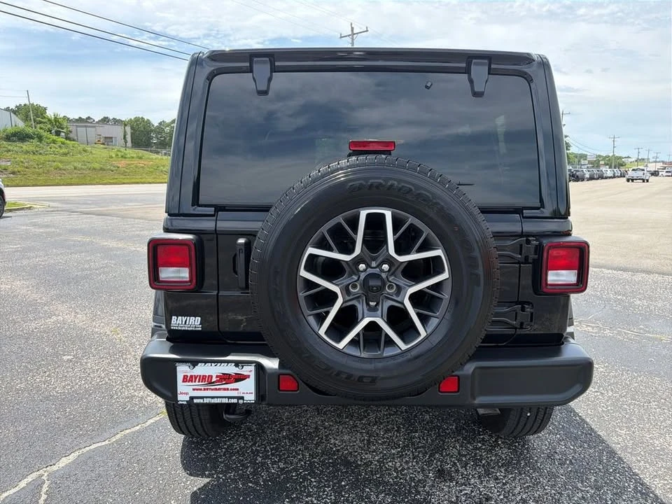 2023 Jeep JL Wrangler - Image 6 of 20