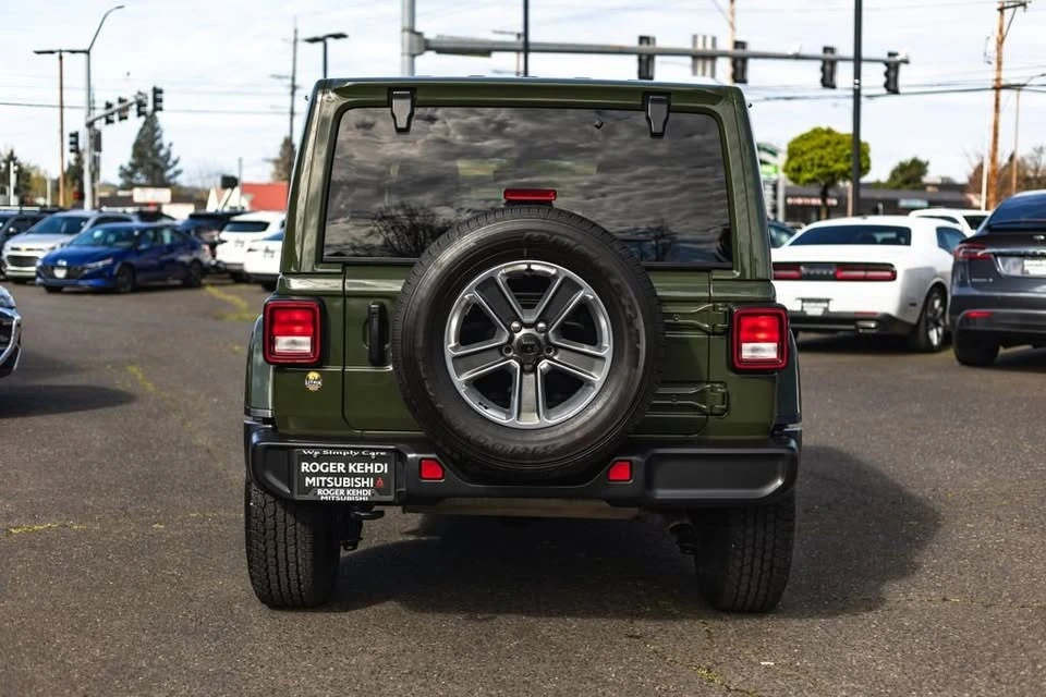 2023 Jeep JL Wrangler - Image 9 of 20