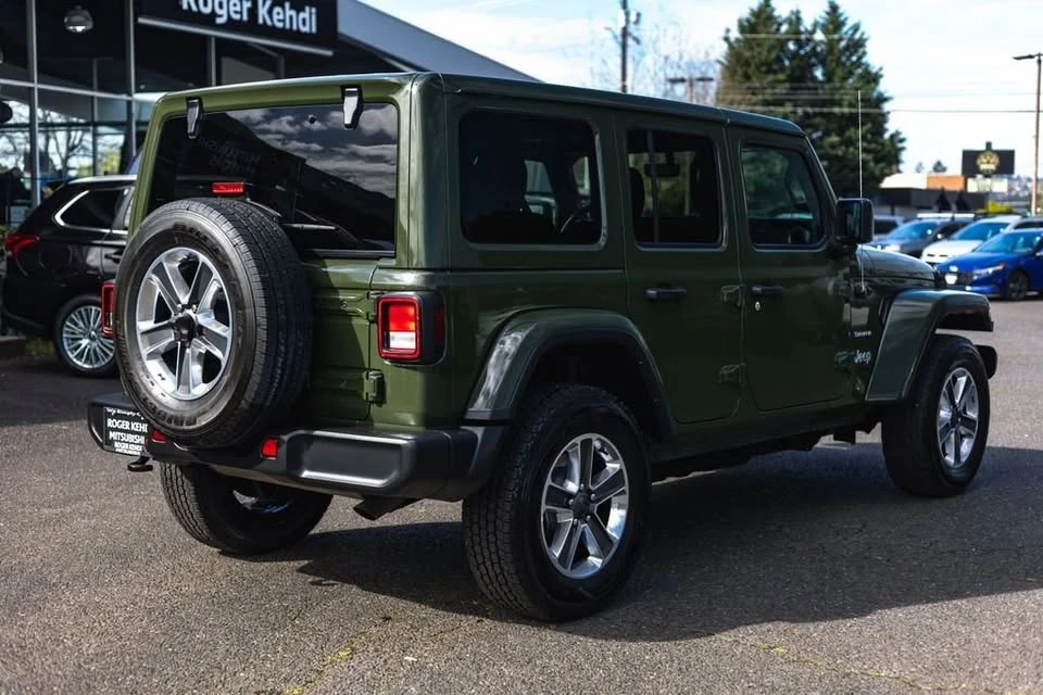 2023 Jeep JL Wrangler - Image 8 of 20