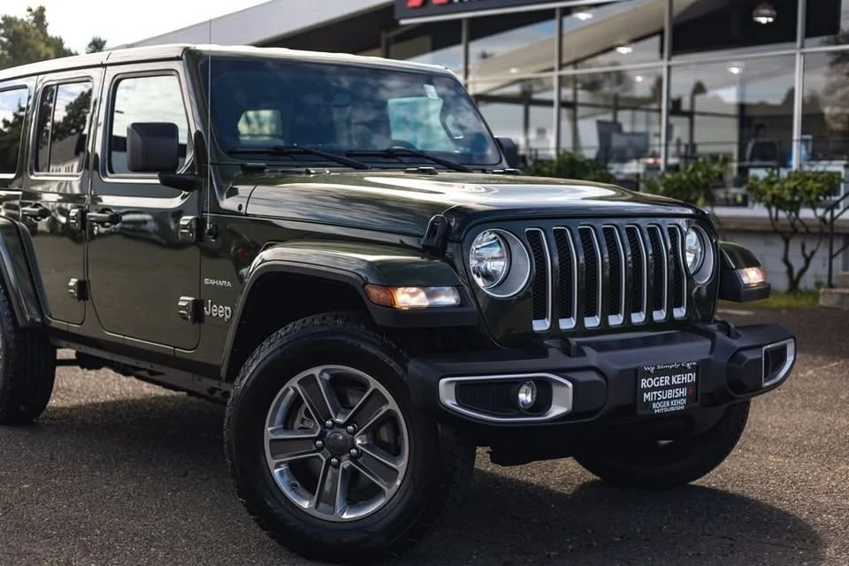 2023 Jeep JL Wrangler - Image 3 of 20