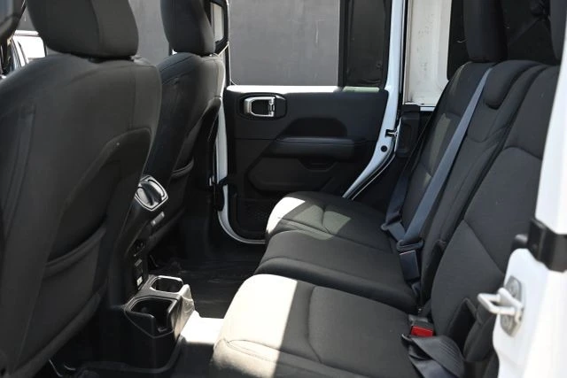 2023 Jeep JL Wrangler - Image 17 of 18