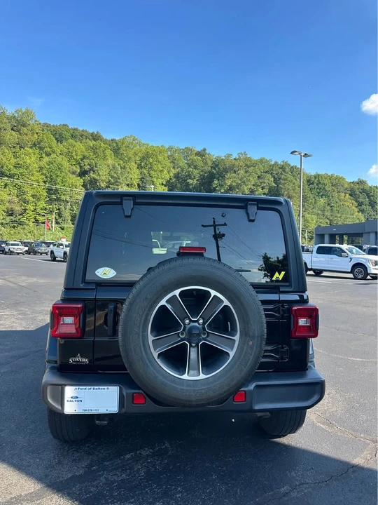 2023 Jeep JL Wrangler - Image 6 of 13