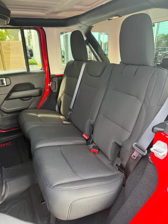2023 Jeep JL Wrangler - Image 11 of 12