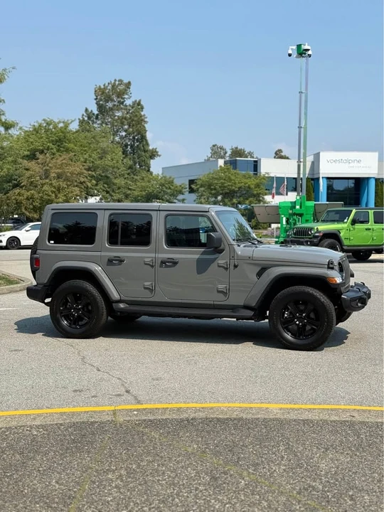 2023 Jeep JL Wrangler - Image 3 of 9