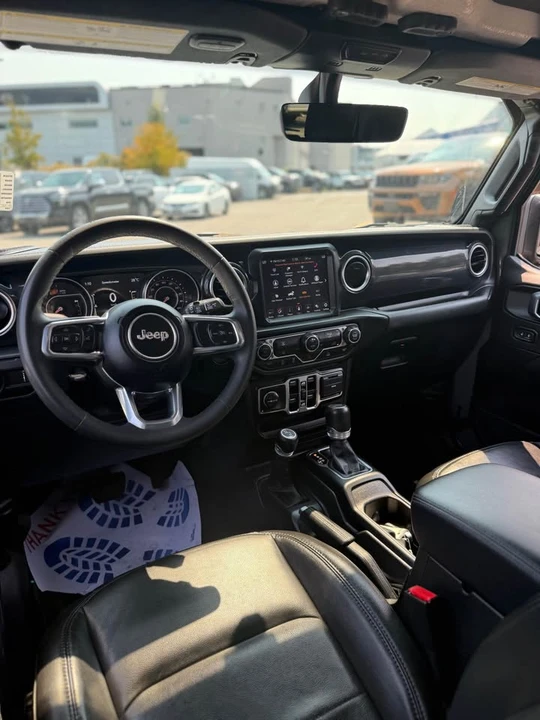 2023 Jeep JL Wrangler - Image 8 of 9