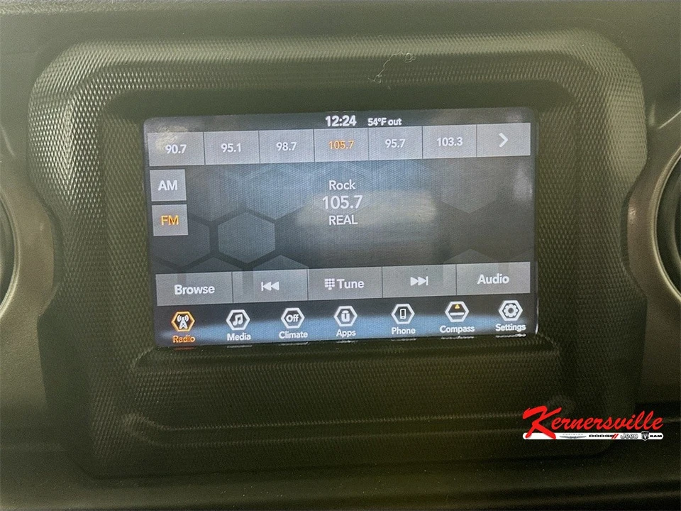2023 Jeep JL Wrangler - Image 17 of 21