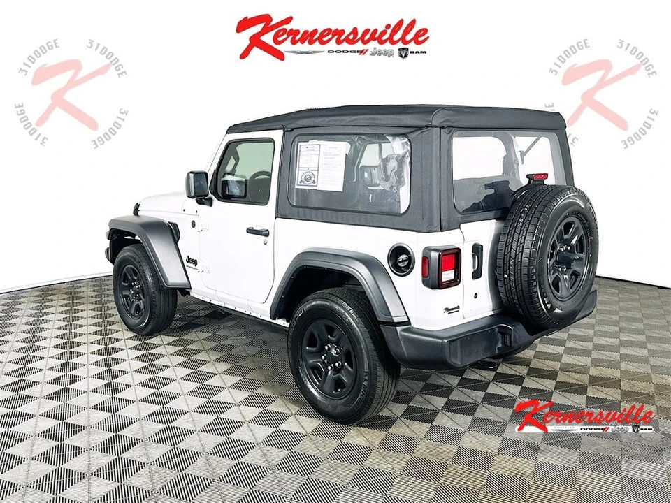 2023 Jeep JL Wrangler - Image 5 of 21