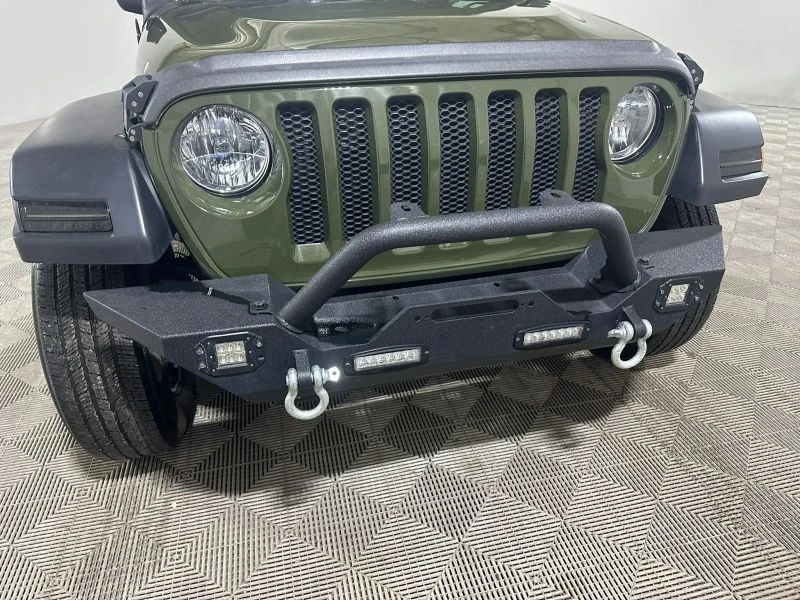 2023 Jeep JL Wrangler - Image 10 of 12