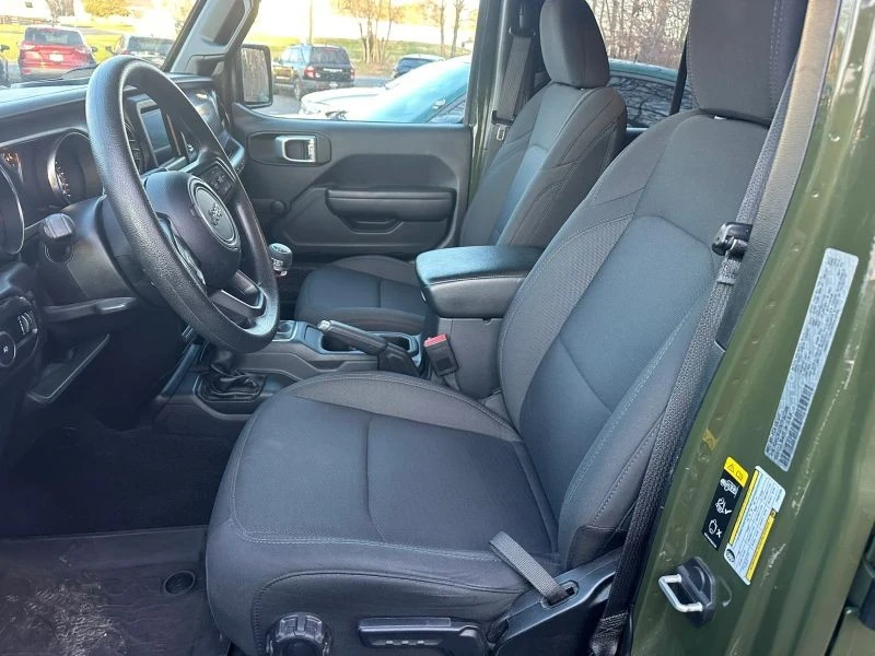 2023 Jeep JL Wrangler - Image 11 of 12