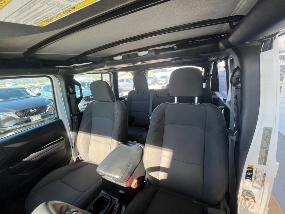 2023 Jeep JL Wrangler - Image 30 of 31