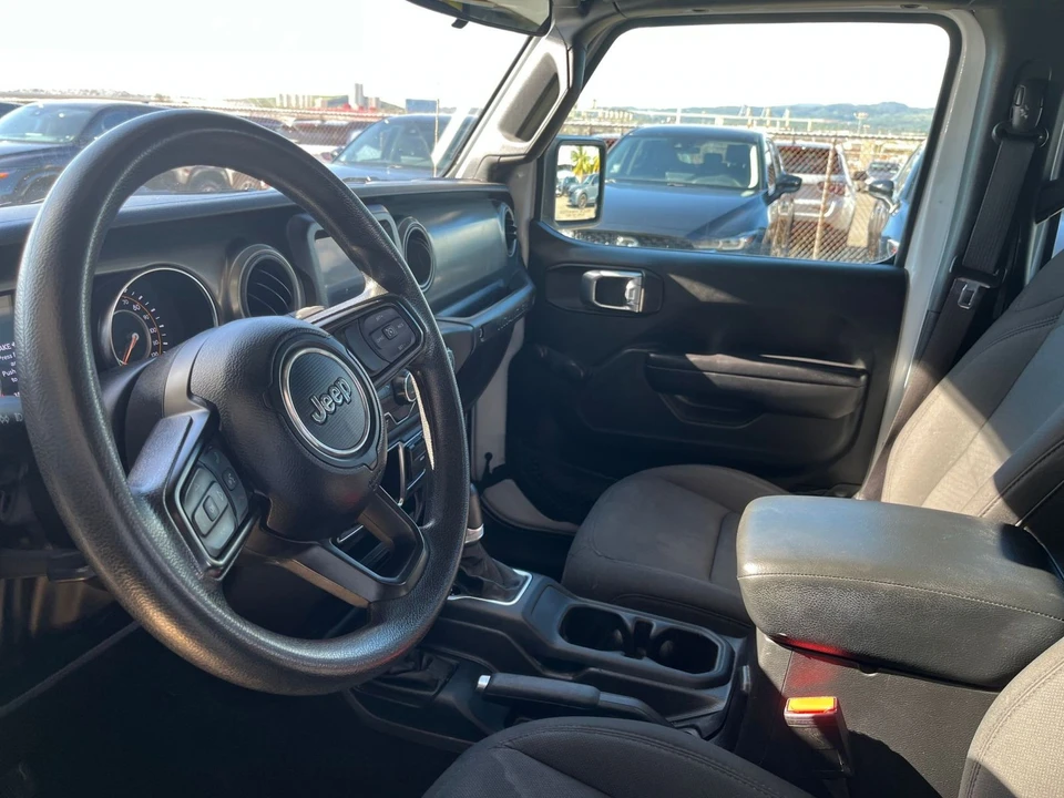 2023 Jeep JL Wrangler - Image 28 of 31